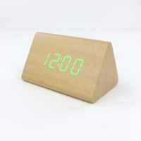Nouveau design Offre Spéciale réveil numérique led en bois intelligent créatif avec heure, date, température, luminosité chaude et humidité