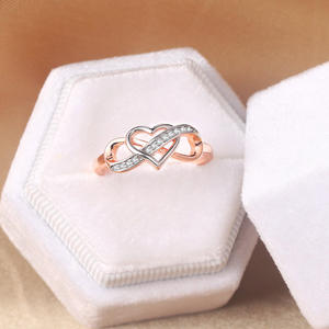 Anillo de corazón de amor con diseño romántico para mujer, sortija de cobre con circonita chapada en oro rosa, anillo de corazón hueco - Product Image 2