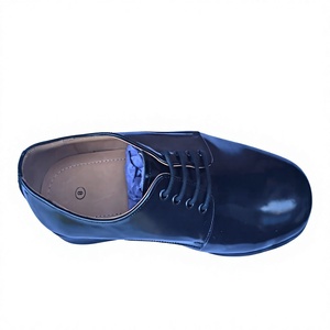 Chaussures en cuir basses et robustes pour hommes - Légères et confortables pour une utilisation en extérieur et au quotidien - Product Image 1