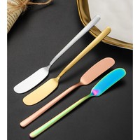 Couteaux à beurre en acier inoxydable gravés au laser avec logo personnalisé pour étaler la crème et la confiture, comme cadeau promotionnel d'entreprise