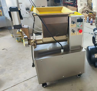Diviseur d'extrudeuse de pâte à biscuits de production professionnelle/machine à arrondir diviseur de pâte/coupe-pâte avec HJ-CM015Q à bande transporteuse