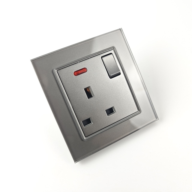 Home Hotel Luxury 86*86mm 13A Plug UK Standard Tempered Glass Panel  Wall Switch Socket
