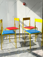 Ensemble de tables de cybercafé rétro de style Memphis, design moderne, mobilier de restaurant en métal, écologique et durable