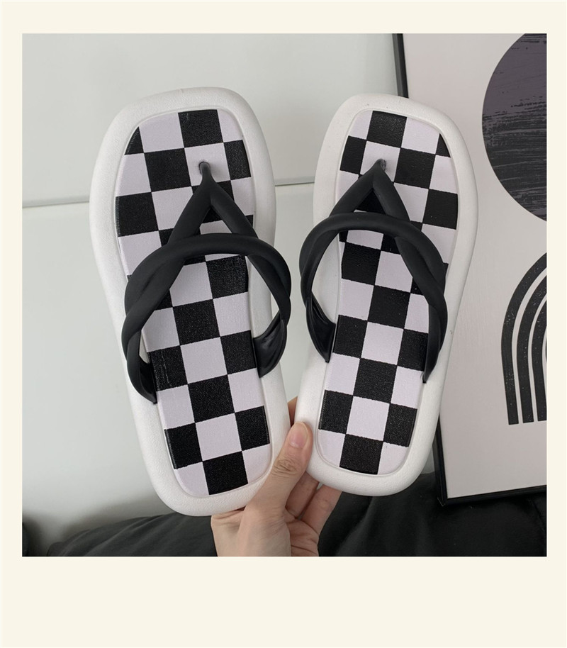 Summer Beach Slippers Ladies Leather Flip flops Soft Printed Flip Flops Slippers