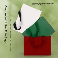 Sacs fourre-tout horizontaux haut de gamme en carton épais blanc pré-imprimé, sacs cadeaux et de shopping à marquage à chaud pour l'emballage de vêtements à l'exportation