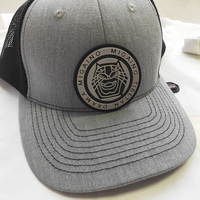 Patchs thermocollants personnalisés en PVC souple 3D avec logo en caoutchouc pour chapeaux et vêtements