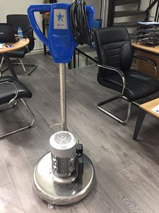 Limpiadora de Alfombras Portátil Profesional Eléctrica Cleanvac SC 50 - Limpieza Manual con Rodamientos, Certificación CE para Hoteles, 2 Años de Garantía - Product Image 6