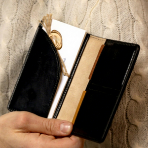 Porta Pasaportes de Cuero Genuino Impermeable y Ecológico, Cartera de Viaje de Moda para Uso Diario, Funda Protectora de Pasaporte con Bloqueo RFID, Venta al por Mayor - Product Image 1