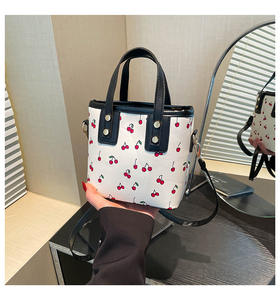 Bolso de Mano Tipo Cubo Cherry 2025, Nuevo Bolso de Hombro Cruzado Moderno para Mujer, Lindo, Versátil, con Cierre de Cremallera, para Otoño y Primavera - Product Image 2