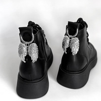 Vente en gros Ailes d'ange punk Boucle de chaussure en métal Cool Big Wings Détachable Martin Bottes Boucle Lacet Charmes Chaussures Accessoires