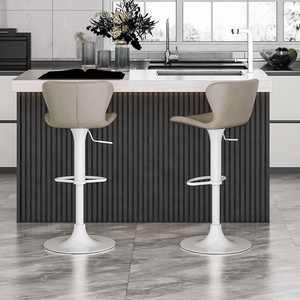 [En stock] <span class=keywords><strong>Chaise</strong></span> <span class=keywords><strong>de</strong></span> <span class=keywords><strong>bar</strong></span> en cuir <span class=keywords><strong>de</strong></span> vachette huilé et ciré, style luxe léger, usage commercial, hauteur réglable, pivotante, personnalisable, base en métal - Product Image 4