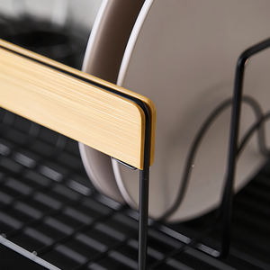 Escurridor de Platos para Encimera de Cocina, Marco de Bambú, <span class=keywords><strong>Metal</strong></span> Grueso, Escurridor de Platos Pequeño con Porta Cuchillos y Tenedores, Bandeja de Drenaje Extraíble, Negro - Product Image 4