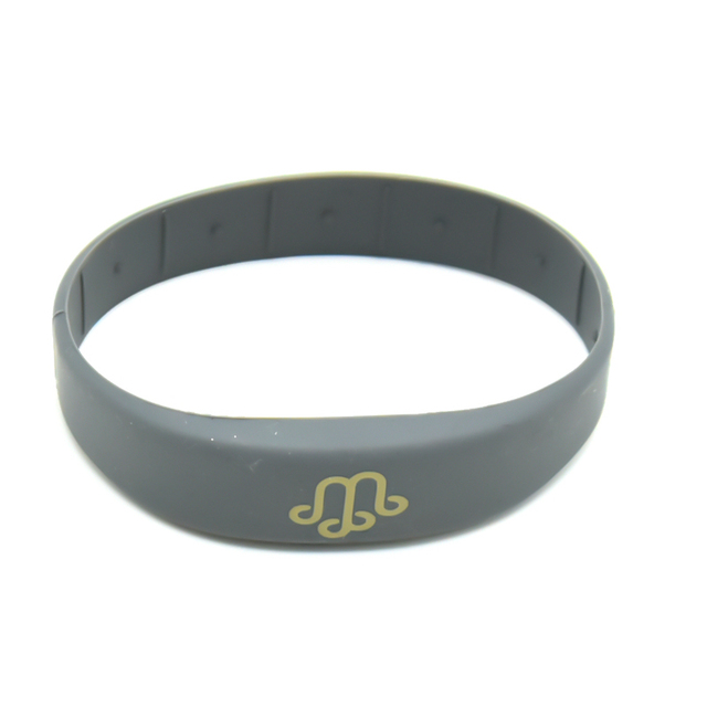 Adjustable 125Khz 13.56Mhz Silicone RFID Wristbands Programmable NFC Bracelet Mini Tag for Payment T5577 T1K NTAG213