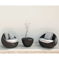 Ensemble de mobilier de jardin en rotin PE avec structure en aluminium, design moderne, pour extérieur, Vietnam, comprenant table basse, table d'appoint et 2 chaises, idéal pour hôtels et parcs