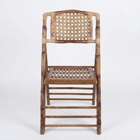 Chaise en plastique durable imitation bambou avec dossier solide et design pliable pour les fêtes de jardin et les événements commerciaux