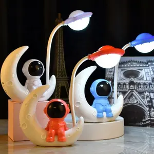 Lámpara de mesa de decoración para niños, luz Led plegable con Usb para aprender a leer, astronauta y luna