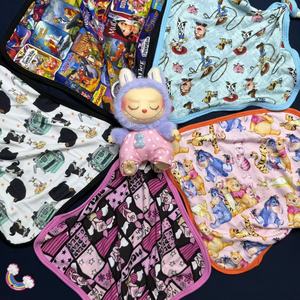 竹纤维毛绒玩具神秘盒卡通人物竹纤维口水巾带可爱人物图案毛绒玩具 - Product Image 1