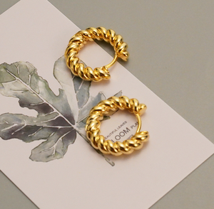 Orecchini a Cerchio Intrecciati Placcati Oro 14k Stile <span class=keywords><strong>Roma</strong></span>, Vendita Calda - Product Image 6