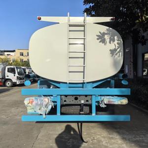 Camion-citerne HOWO Euro3 6x4 20CBM avec pompe à huile centrifuge haute vitesse et débitmètre pour le transport <span class=keywords><strong>de</strong></span> <span class=keywords><strong>pétrole</strong></span> en vrac - Product Image 4