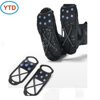 Accessoires de sports d'hiver antidérapants Couvre-chaussures avec crampons en métal Protecteurs de grip de neige glacée pour bottes de course