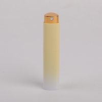 Atomiseur de parfum portable en plastique de 10 ml avec dégradé personnalisé, format de poche, flacon à visser avec pulvérisateur à pompe, bouteilles en plastique