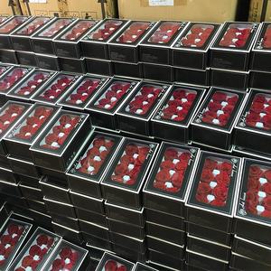 Roses éternelles de qualité supérieure, grade 'A', vente chaude, cadeaux de Noël, Thanksgiving, fête des mères, prix d'usine - Product Image 6