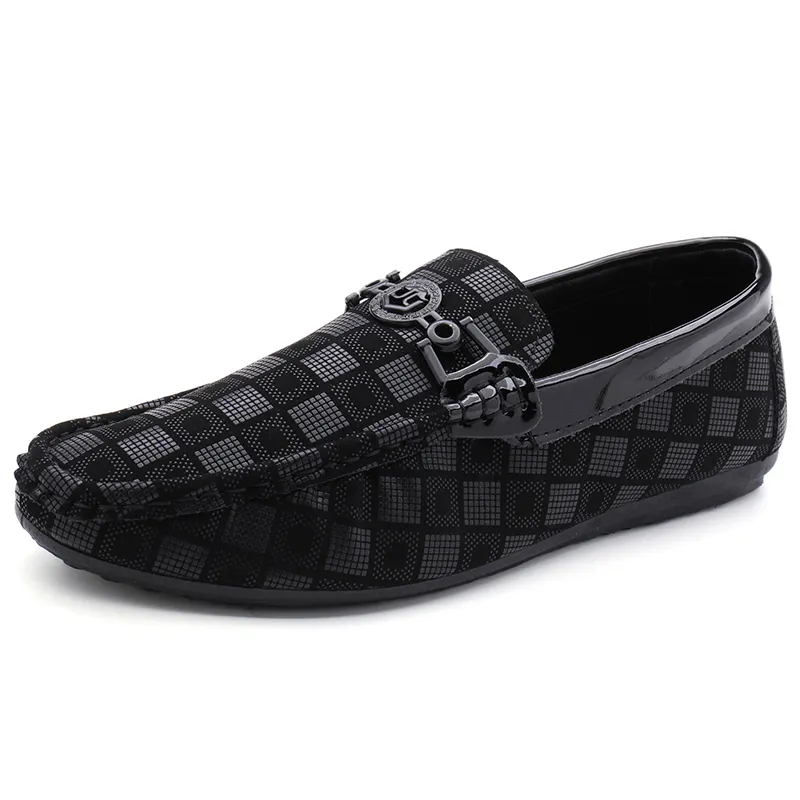 Logo personalizzato luxury designer pelle scamosciata in pelle sintetica slip on stile uomo scarpe da passeggio mocassini da uomo casual