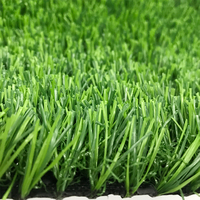 Césped artificial de aspecto natural de 30mm de altura, alfombra rentable, césped sintético resistente a los rayos UV de 10mm para uso en exteriores