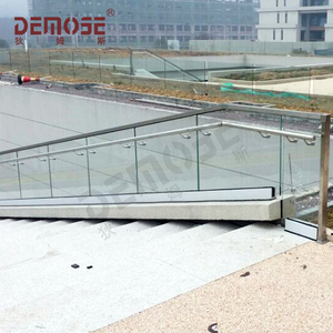 Lan Can Kính Nhựa Dẻo Cho Cầu Thang - Product Image 3