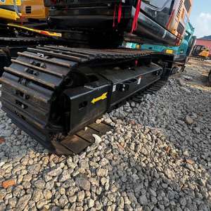 Excavatrice SANY SY135 d'occasion de haute qualité, 13,5 tonnes, avec certification EPA et CE, dispositif hydraulique, modèle 2018, godet de 0,35 m, à vendre - Product Image 3