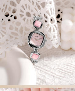 นาฬิกาควอทซ์ประดับเพชรสำหรับสุภาพสตรีที่สง่างามของขวัญคริสต์มาสดีไซน์ไม่ซ้ำใครดีไซน์ประณีตของแม่ไข่มุก - Product Image 4