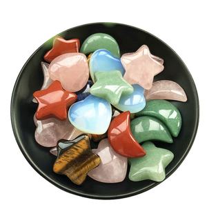 Natural al por mayor de cristal en forma de corazón de piedras joya estrellas 7 chakra de cristal de piedras preciosas Luna lunas estrella corazones - Product Image 1