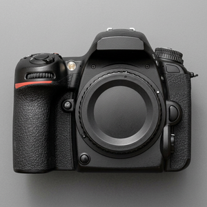 กล้องดิจิตอลมือสอง 4K รุ่น D7500 บอดี้กล้อง APS-C เมาท์ F กล้องคุณภาพสูง - Product Image 1