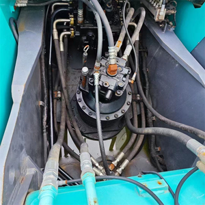 Gebruikte <span class=keywords><strong>Kobelco</strong></span> <span class=keywords><strong>Sk250</strong></span> Graafmachine 2023 Model Hino Motor 1,2m3 Emmer 24.<span class=keywords><strong>8</strong></span> Ton Bedrijfsgewicht Inclusief Hulpstukken - Product Image 5