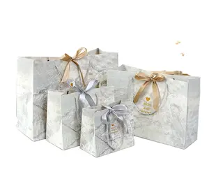 Sacchetti regalo alla moda Design marmorizzato imballaggio matrimonio compleanno negozio di abbigliamento sacchetto regalo di carta per gli ospiti