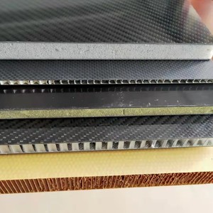 Panneau en nid d'abeille en fibre de carbone, léger, haute résistance, surface mate ou brillante - Product Image 5