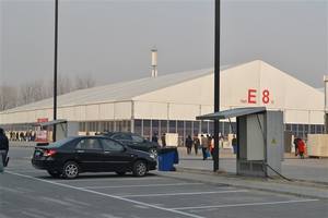 Tentes personnalisées pour 200, 300 ou 500 personnes pour événements, mariages, fêtes ou salons professionnels, chapiteau blanc avec <span class=keywords><strong>structure</strong></span> en aluminium robuste - Product Image 3