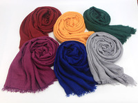 Yibaoli Offre Spéciale 81 couleurs haute qualité en gros Hijab musulman plaine froissé écharpes femme coton Hijab