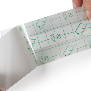 Film PU transparent imperméable OEM IV pour la fixation de canules et les pansements - Product Image 3