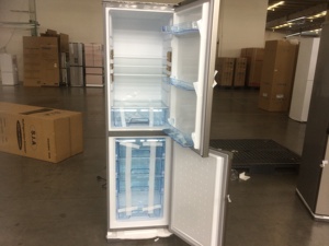 Refrigerador Combinado Sin Escarcha de Doble Puerta, Mitad Congelador, Mitad Refrigerador - Product Image 5