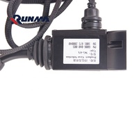 Manette de commande hydraulique OEM RUNMA, fournie directement par l'usine, pour pièces de rechange de chargeuse sur pneus CG956 6006040002
