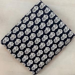 Tela Premium 100% Algodón para Confección de Vestidos, Sastrería, Acolchados y Manualidades, Material Suave, Transpirable y Duradero para Todas las Temporadas - Product Image 5