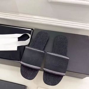 Sandalias de Playa Clásicas de Lujo para Hombre y Mujer, Diseño 2025, Sandalias Eva al por Mayor - Product Image 1