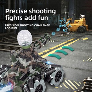 Tanque RC para niños transfronterizo, <span class=keywords><strong>Sensor</strong></span> de gestos de coche, bomba de agua controlada, lanzamiento de camuflaje, vehículo blindado, juguetes para niños - Product Image 4