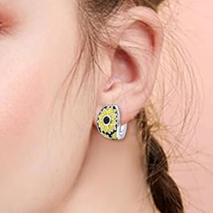 Pendientes de botón con diseño de margarita amarilla para mujer, accesorios florales para uso diario - Product Image 6