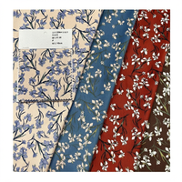 Tissu en velours côtelé tricoté chaîne imprimé floral tendance 200 GSM 100 % polyester pour jupes, robes et chemises