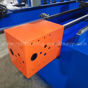 China Making Section Kaltwalzform Metall herstellung Produktion Hochgeschwindigkeits-C-Pfetten maschine - Product Image 2