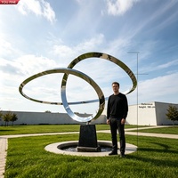 Sculpture d'anneaux entrelacés en acier inoxydable poli YOUFINE, grande statue circulaire abstraite en métal pour la décoration paysagère extérieure