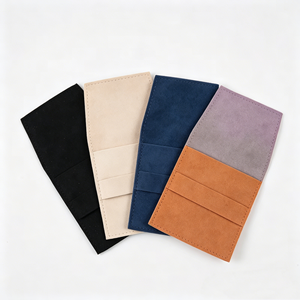 Pochettes à bijoux carrées en velours avec logo personnalisé, design à bandoulière croisée, pour lunettes de mode et petits accessoires - Product Image 3