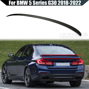Aileron arrière style M5, aspect carbone/noir brillant, pour BMW Série 5 G30 2018-2022, accessoire de carrosserie - Product Image 1